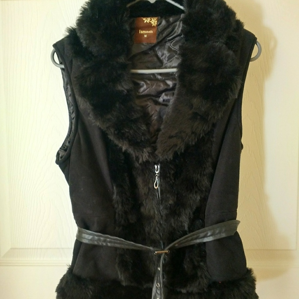 Black Faux Fur Vest with Belt. Gorgeous! Like New!